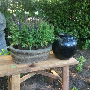 Bankje hout met kruis