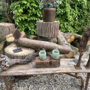 Houten bankje met ijzeren onderstel actieprijs bij afname 10 stuks per stuk